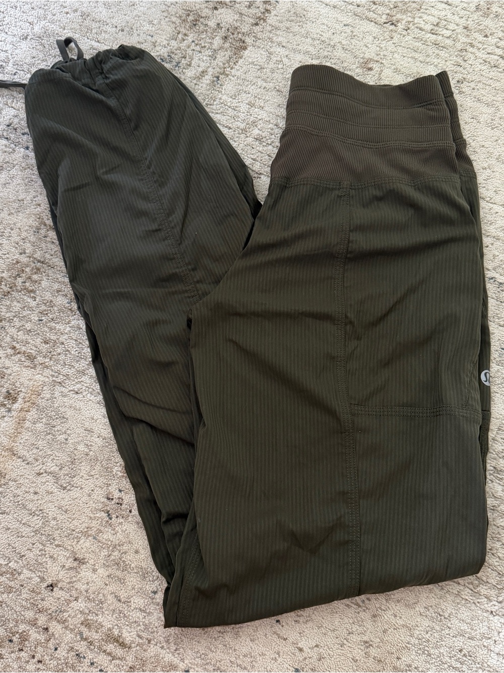 lululemon dance studio jogger size 2 olive green unlined